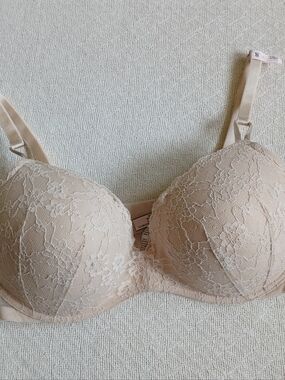 victorias secret ♡ push-up padded no wire bra 38d neutral romantic soft minimal